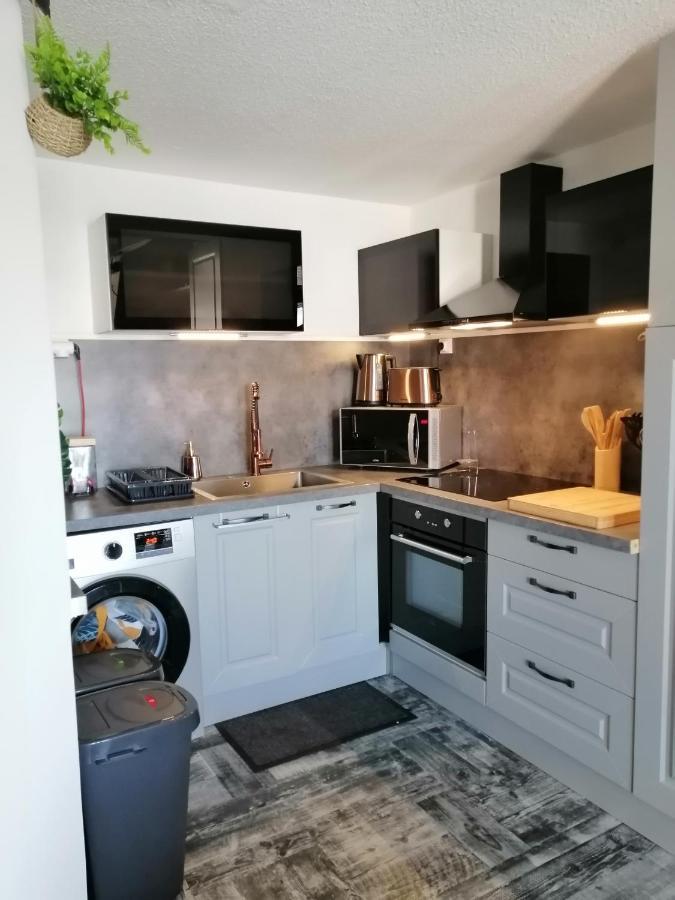 Au Grain De Sel... Apartman Gruissan Kültér fotó